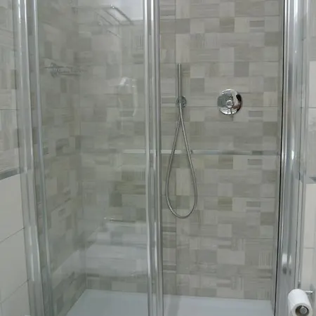 Отель Insula Urbis